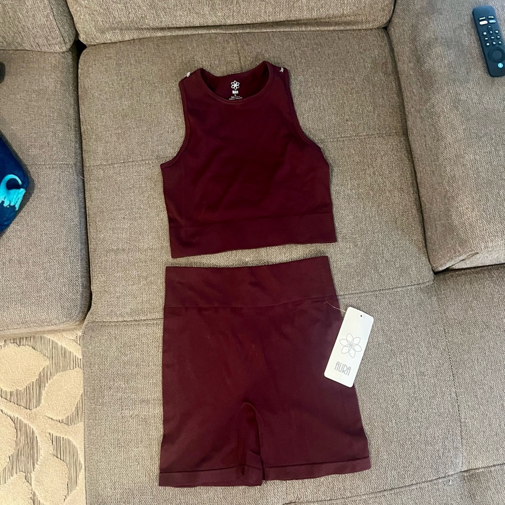 Aura Womens Workout Set 2 Piece Yoga Sports Suit Ribbed Burgundy Size M/L New